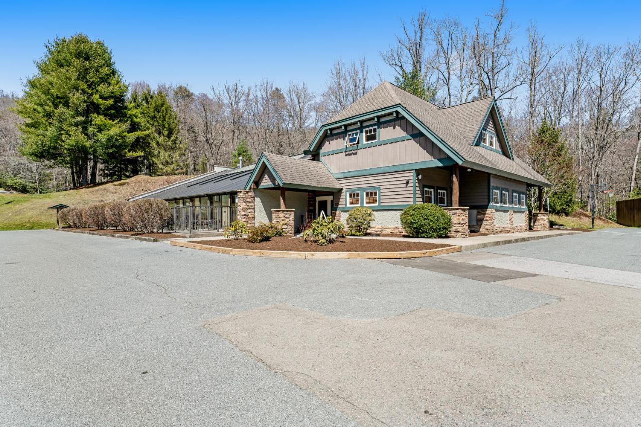 Moose Lodge Valle Crucis Exterior photo